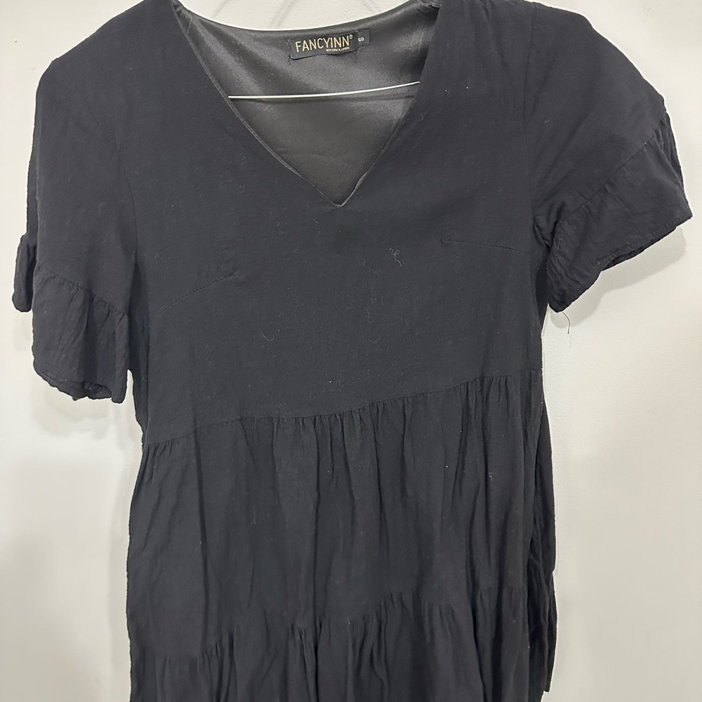 Fancyinn Black Ruffled Tiered Blouse